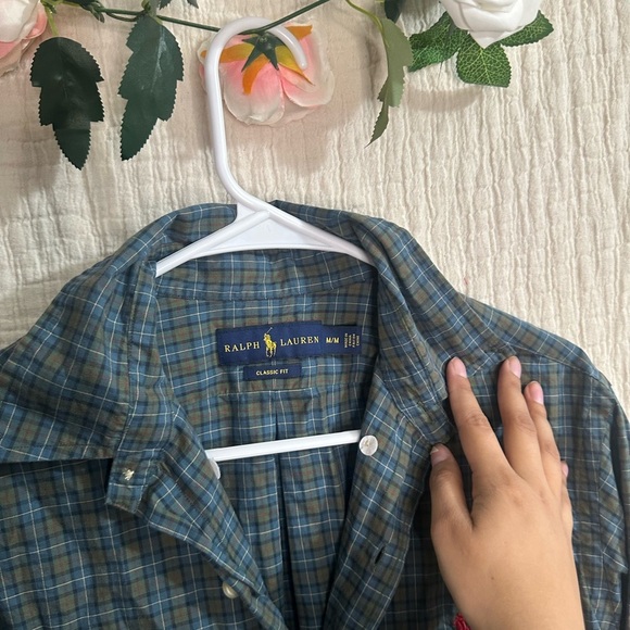 Ralph Lauren Blue Casual Button Down Shirt - Picture 3 of 3